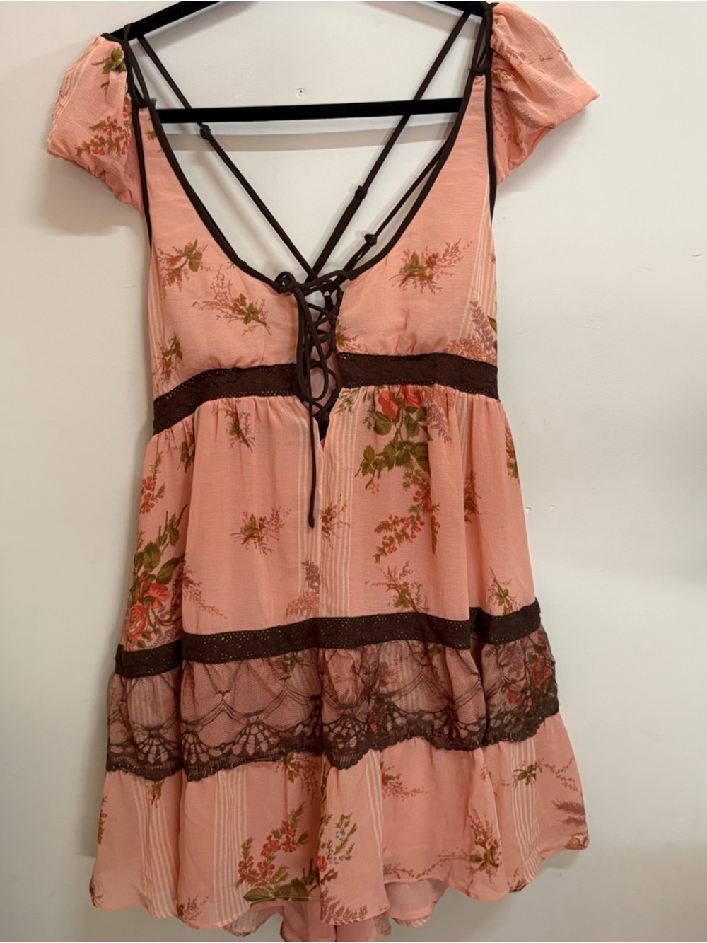 NEW Peach Floral Lace-Trim Mini Dress size L - Picture 5 of 12